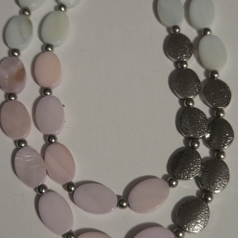 Elegant Pink and Silver Beaded Necklace
